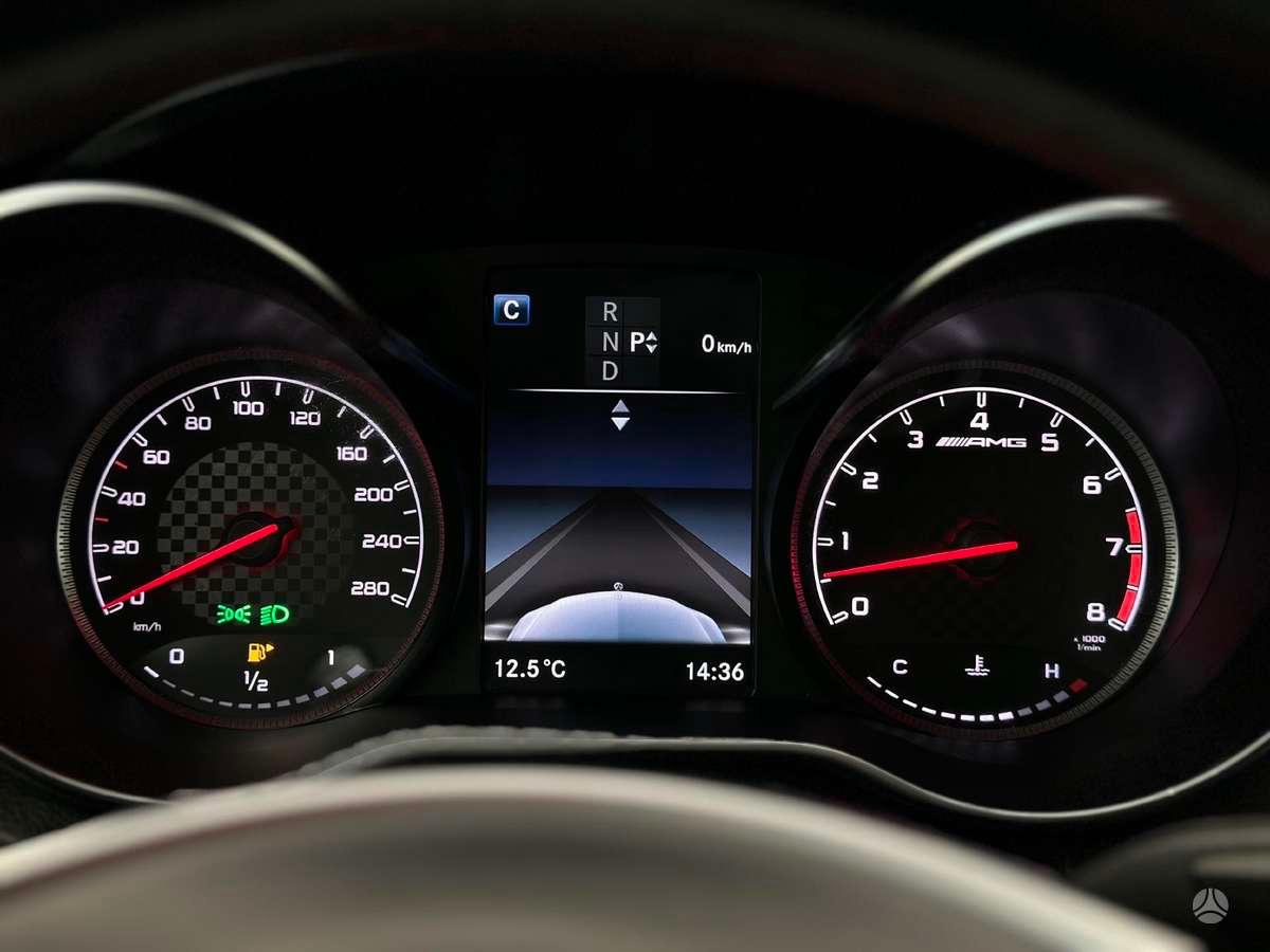 Mercedes-AMG Coupé photograph 10 of 12